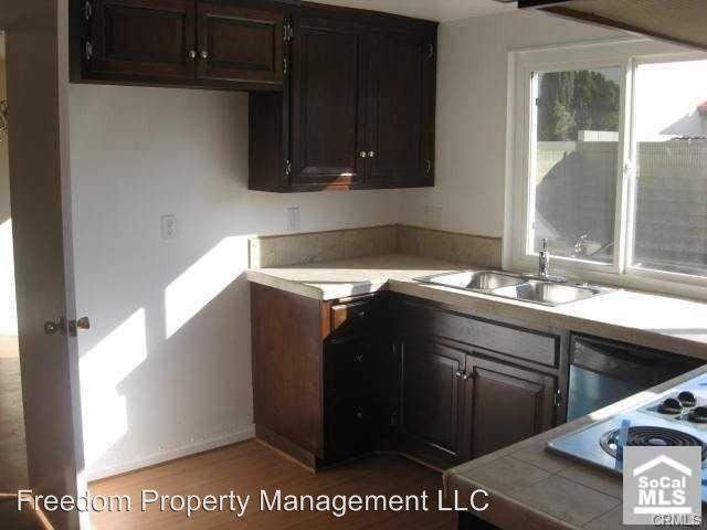 7542 Keith Cir - Photo 2 of 8