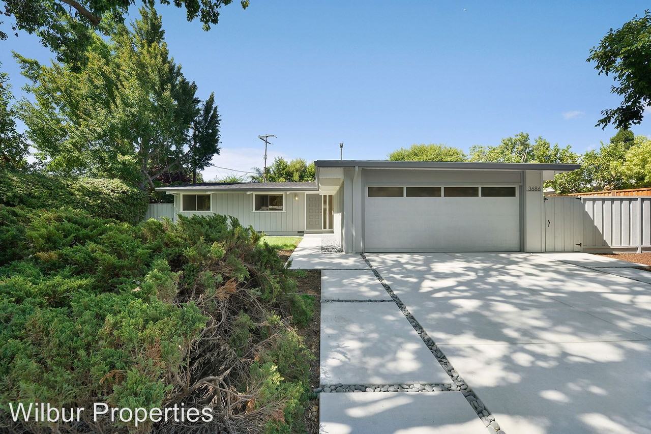 3686 Louis Rd - Photo 2 of 25