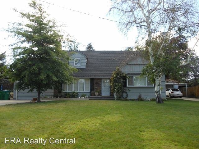 2335 Watt St - Photo 2 of 15