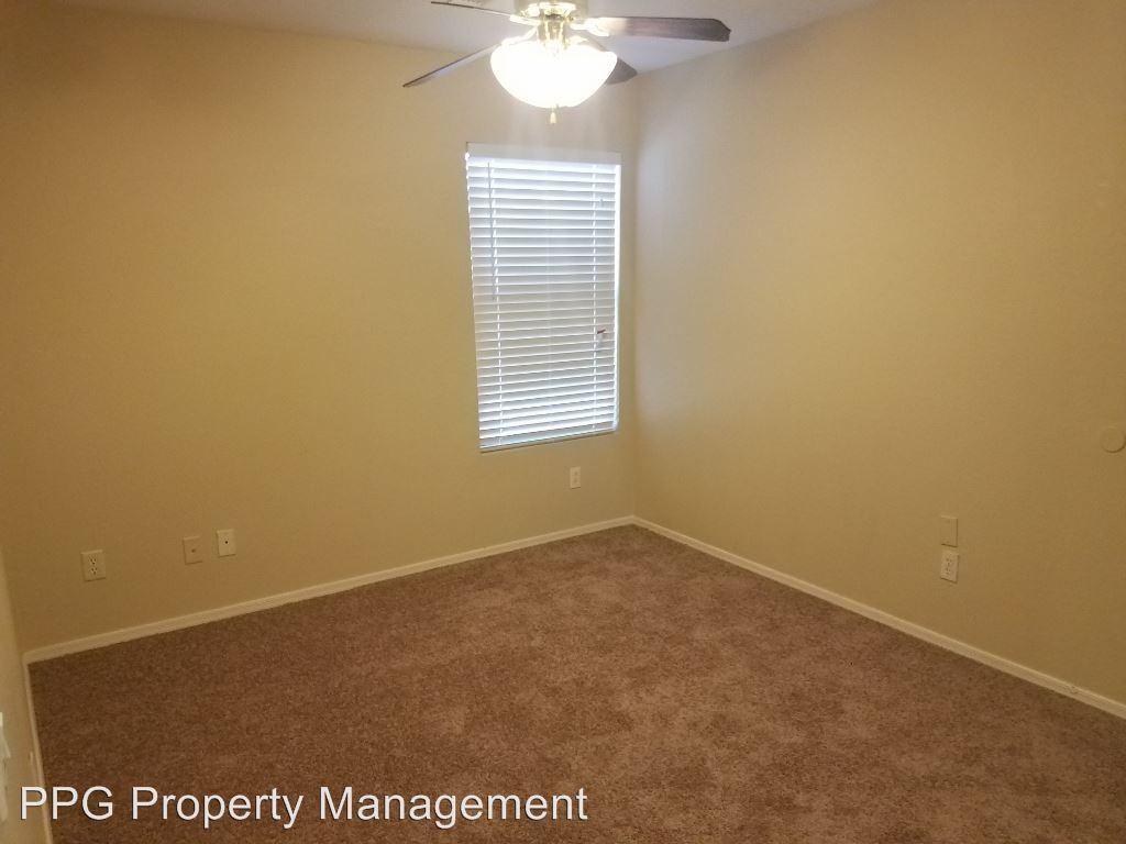 16594 N 162nd Dr - Photo 2 of 18