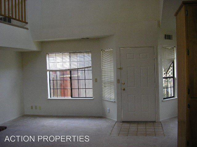 1345 Chignahuapan Way - Photo 3 of 22