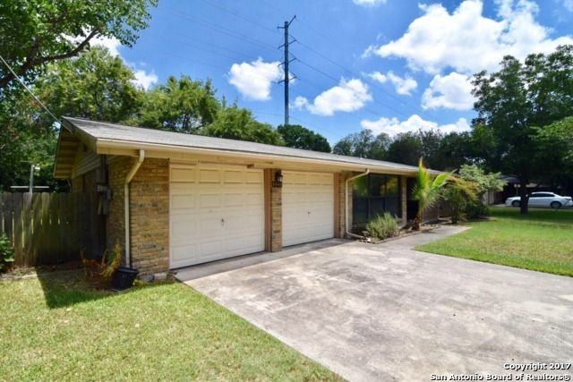 5542 Crosswind Dr - Photo 2 of 25