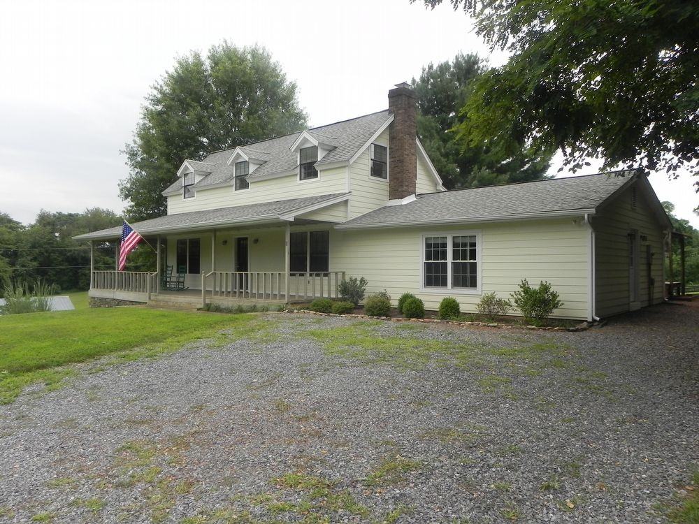 3888 Cobbler Mountain Rd - Photo 2 of 19