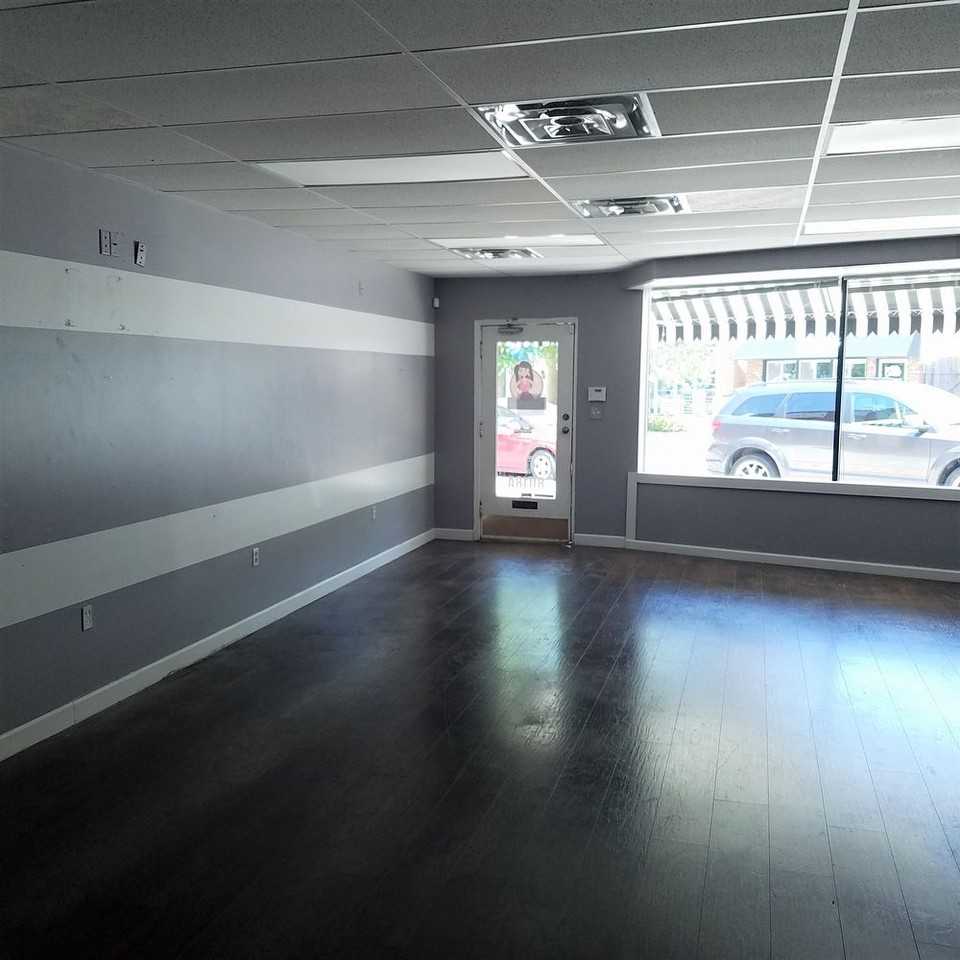 8018 Overland Park Dr - Photo 2 of 16