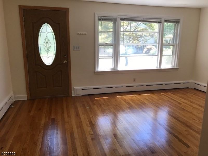 18 8th St - Photo 2 of 17