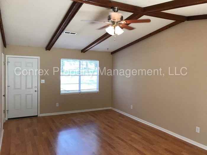 108 Moontown Cir - Photo 3 of 15