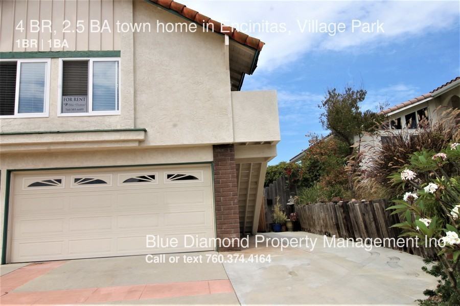 450 Avenida De Las Rosas