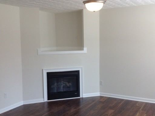 5548 Pineridge Ct - Photo 2 of 15