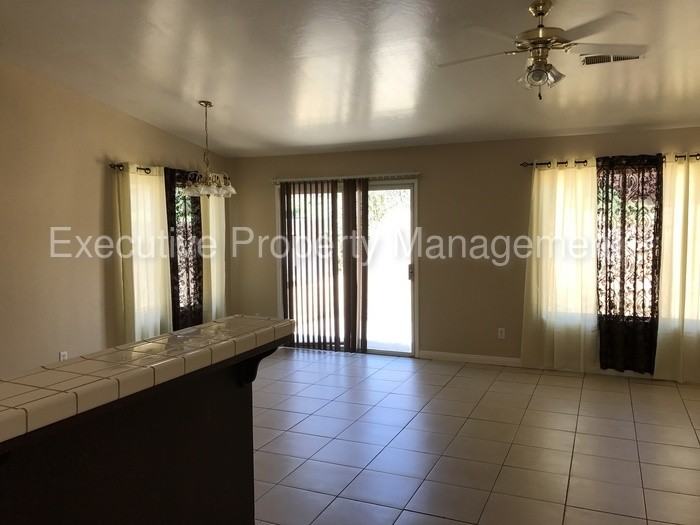 530 Sunset Meadow Ln - Photo 3 of 12