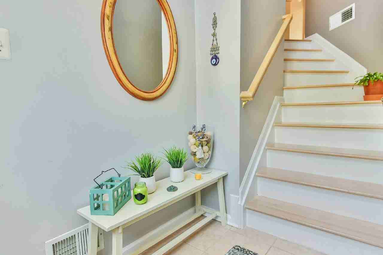 309 Wilshire Dr - Photo 3 of 25