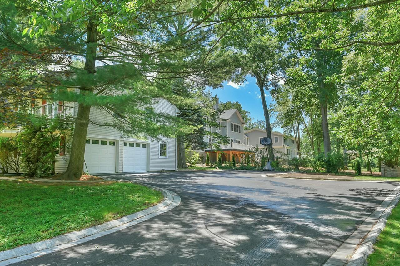 80 Passaic Ave - Photo 2 of 28