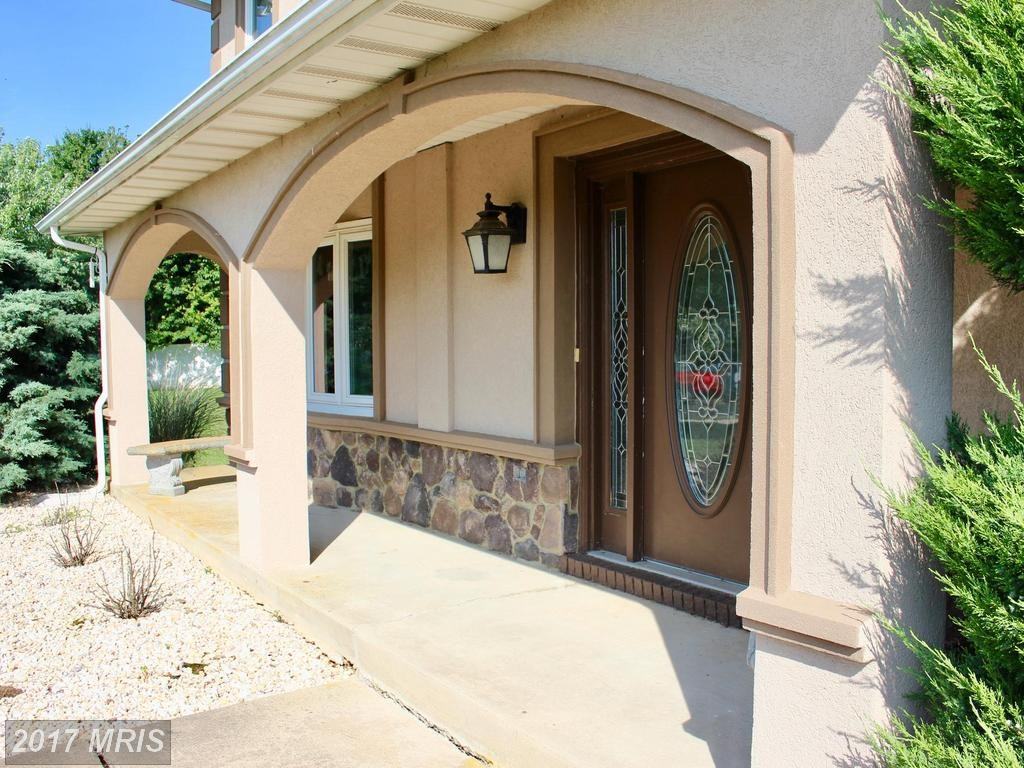 475 Hattie Dr - Photo 3 of 23