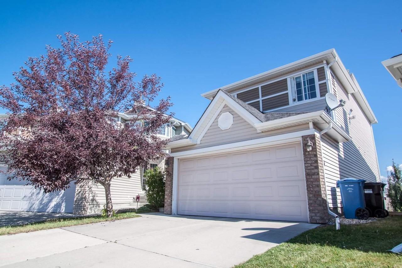 70 Royal Elm Road Northwest - Photo 2 of 33