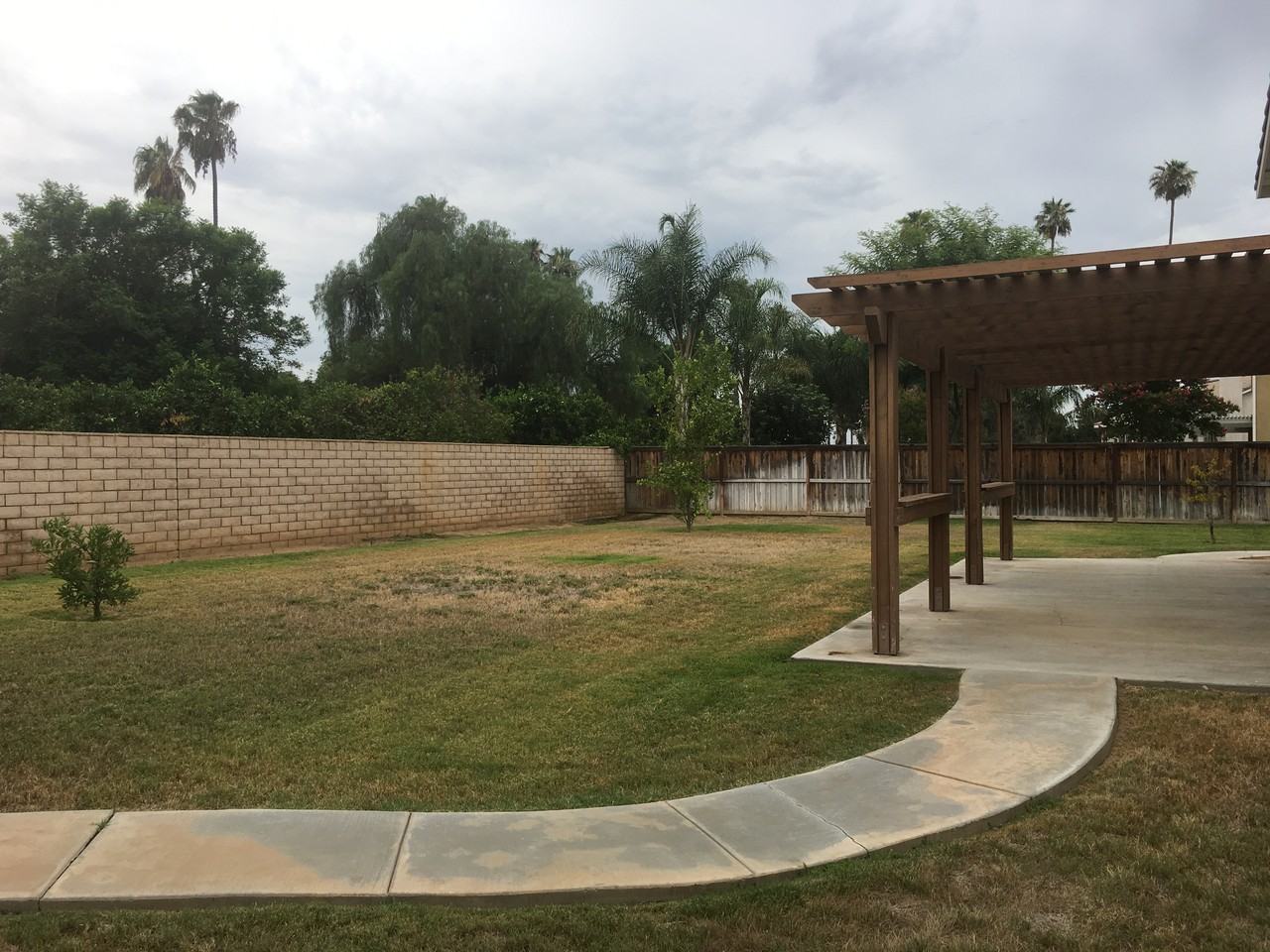 7054 Harvest Ln - Photo 3 of 6