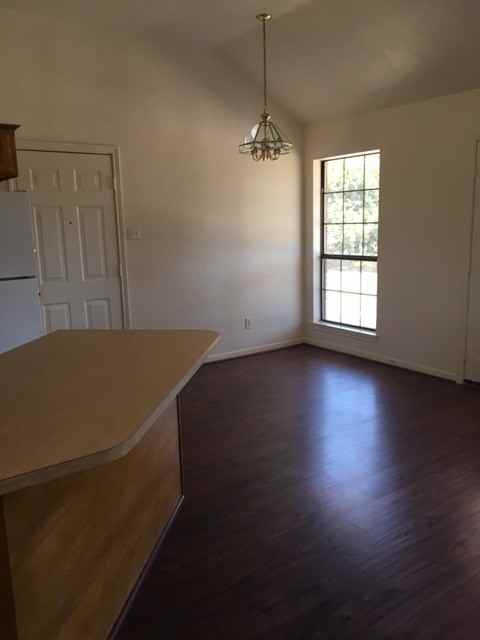 216 Danzig Dr - Photo 2 of 10