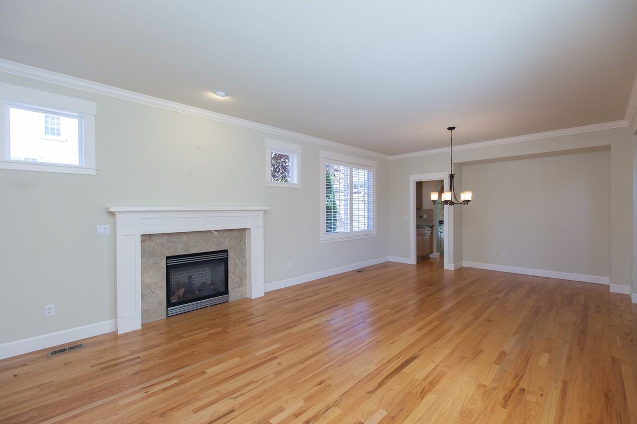 17212 NE 117th Way - Photo 3 of 24