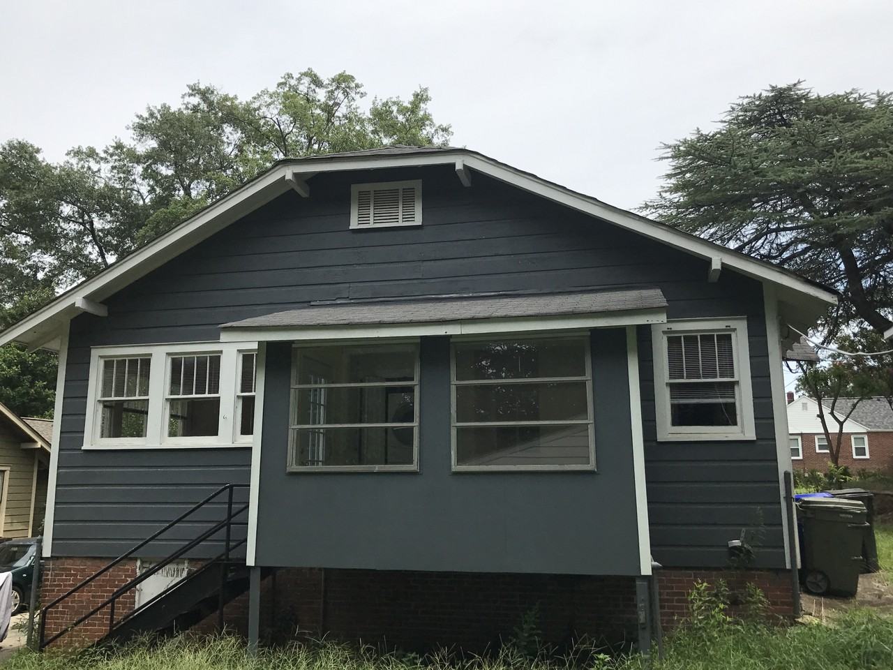 203 Robinson St - Photo 3 of 23