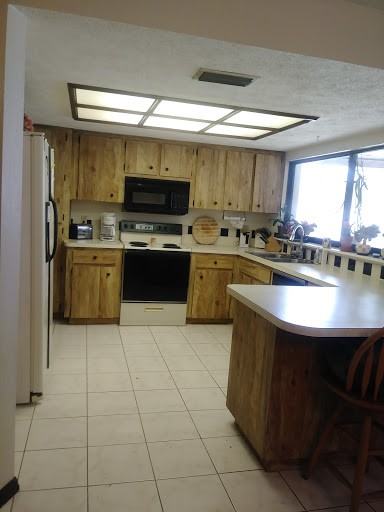 7716 Lakeside Woodlands Dr - Photo 3 of 16