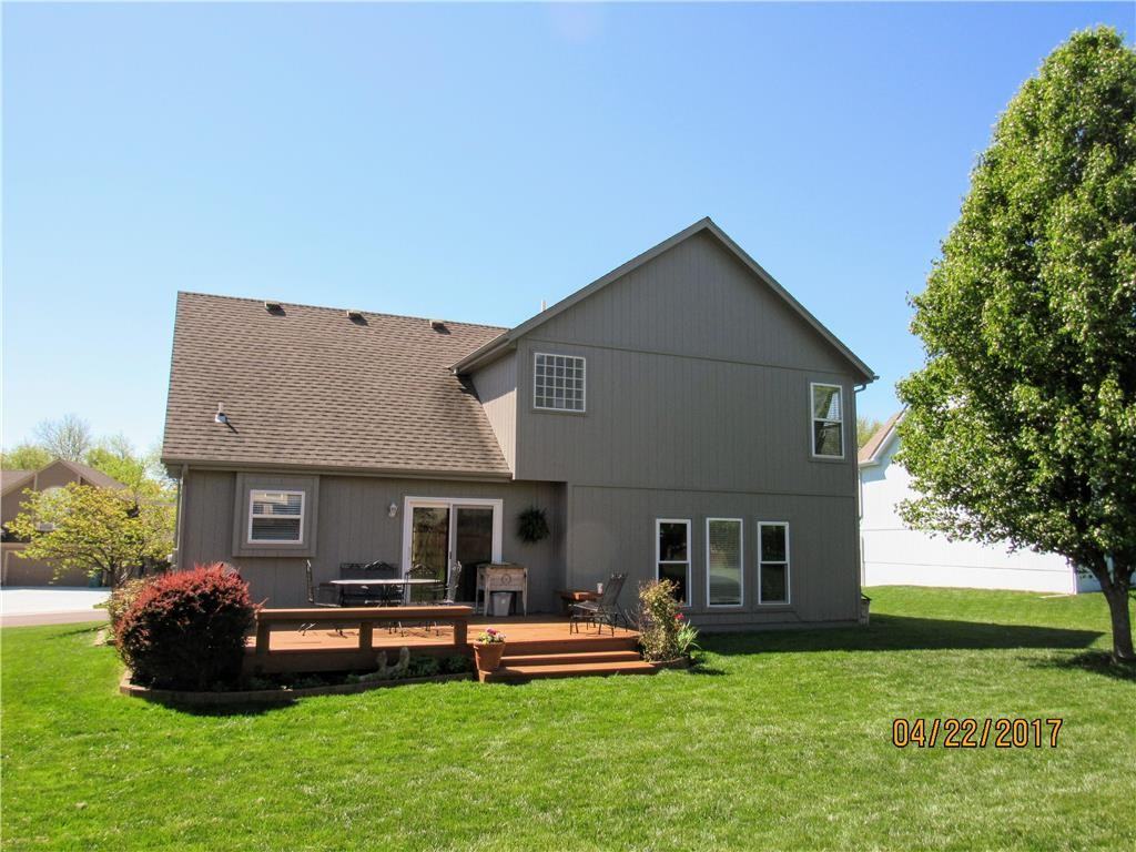 2020 SW Post Oak Rd - Photo 2 of 12