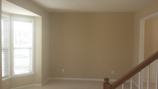 136 Lakeshore Pkwy - Photo 3 of 18