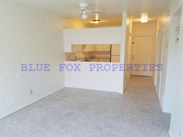 203 W 25th St - Photo 3 of 8