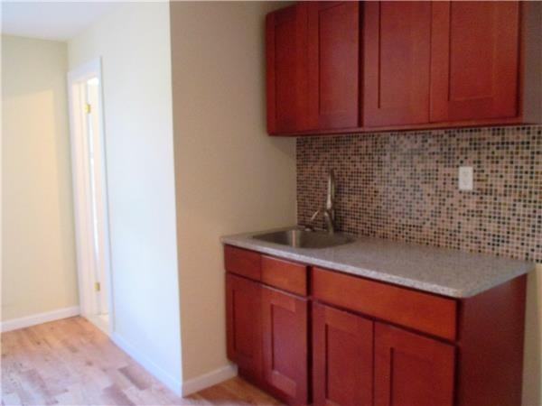 10 Delancey Street - Photo 3 of 6