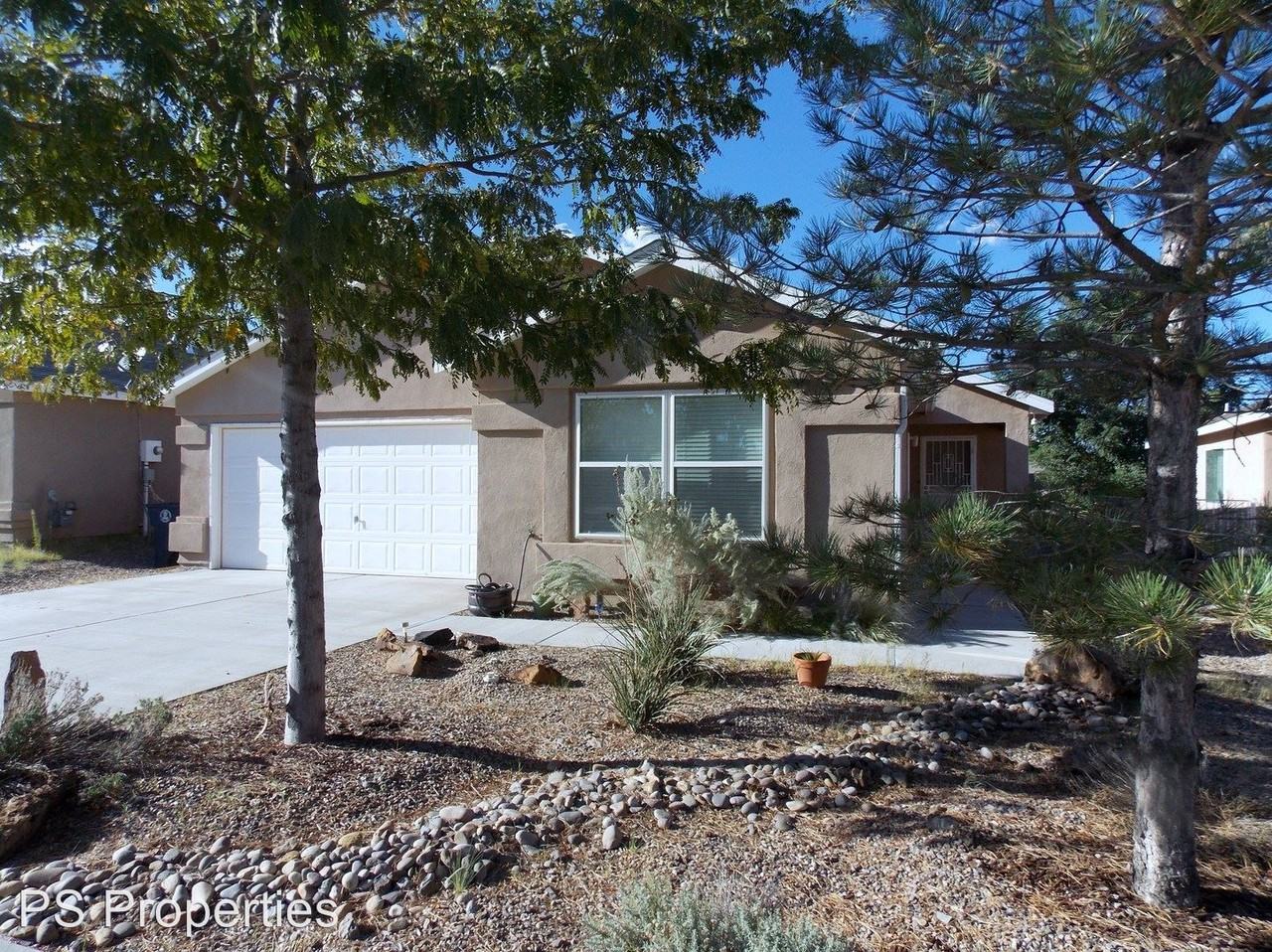 6127 Murcia Ave NW - Photo 2 of 5