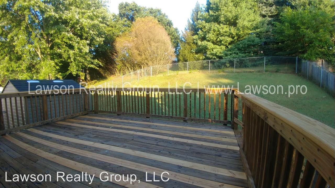 5405 Starkey Rd - Photo 2 of 17