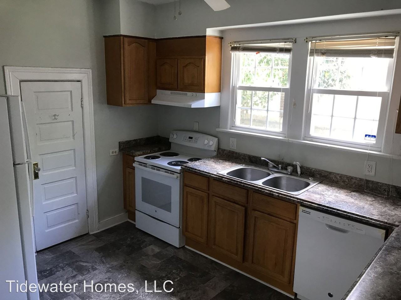 630 W 36th St - Photo 3 of 23