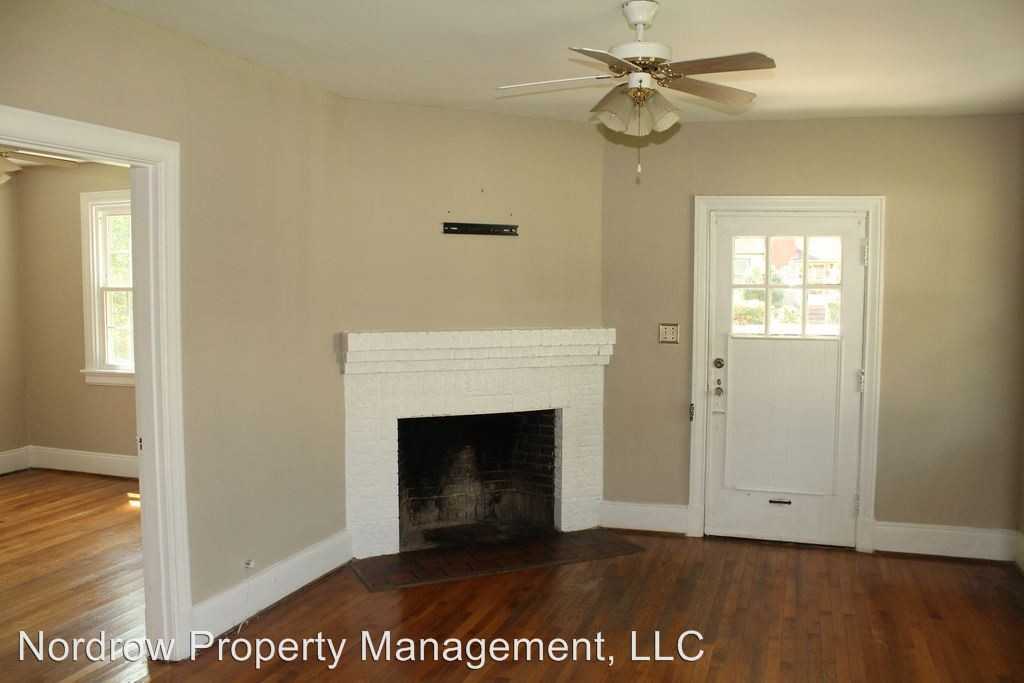 1228 Warren Ave - Photo 3 of 10