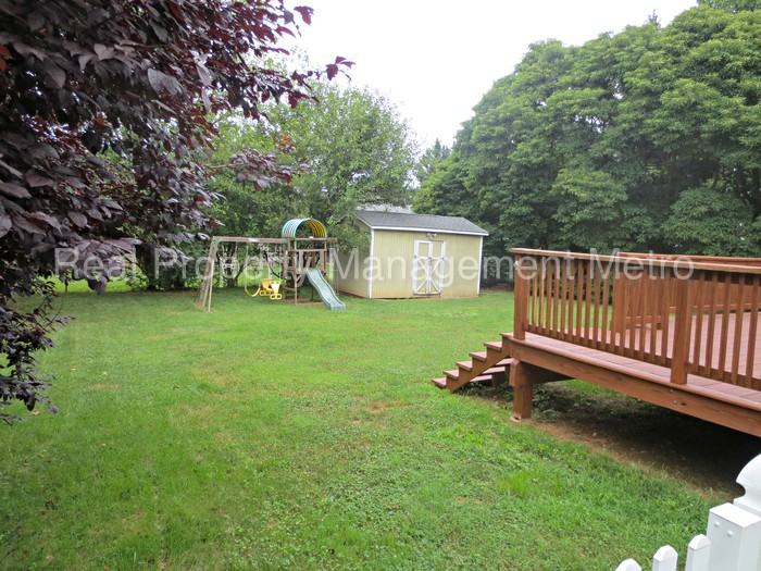 6346 Barnett Ave - Photo 2 of 16