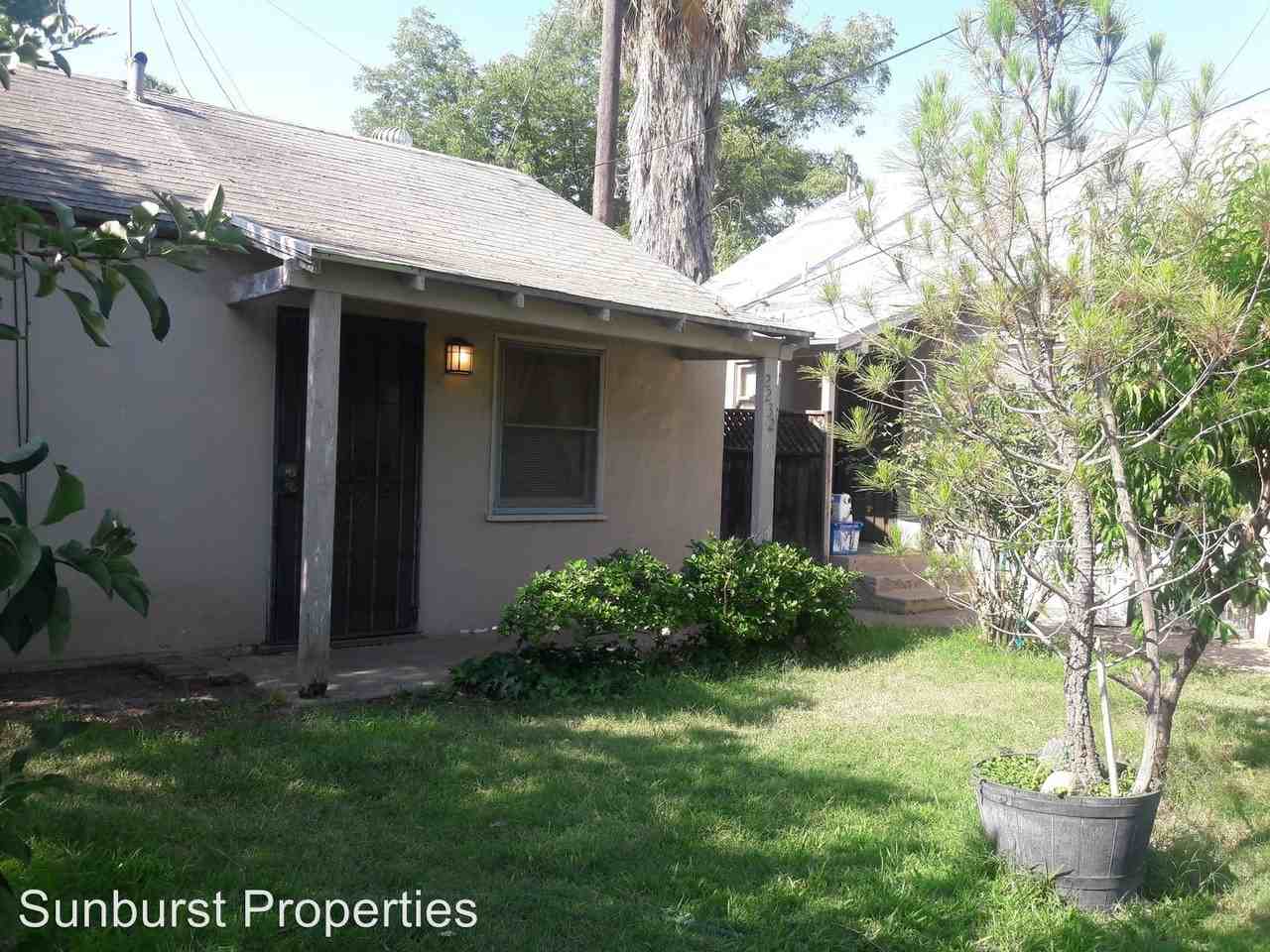 2232 Roanoke Ave - Photo 2 of 13