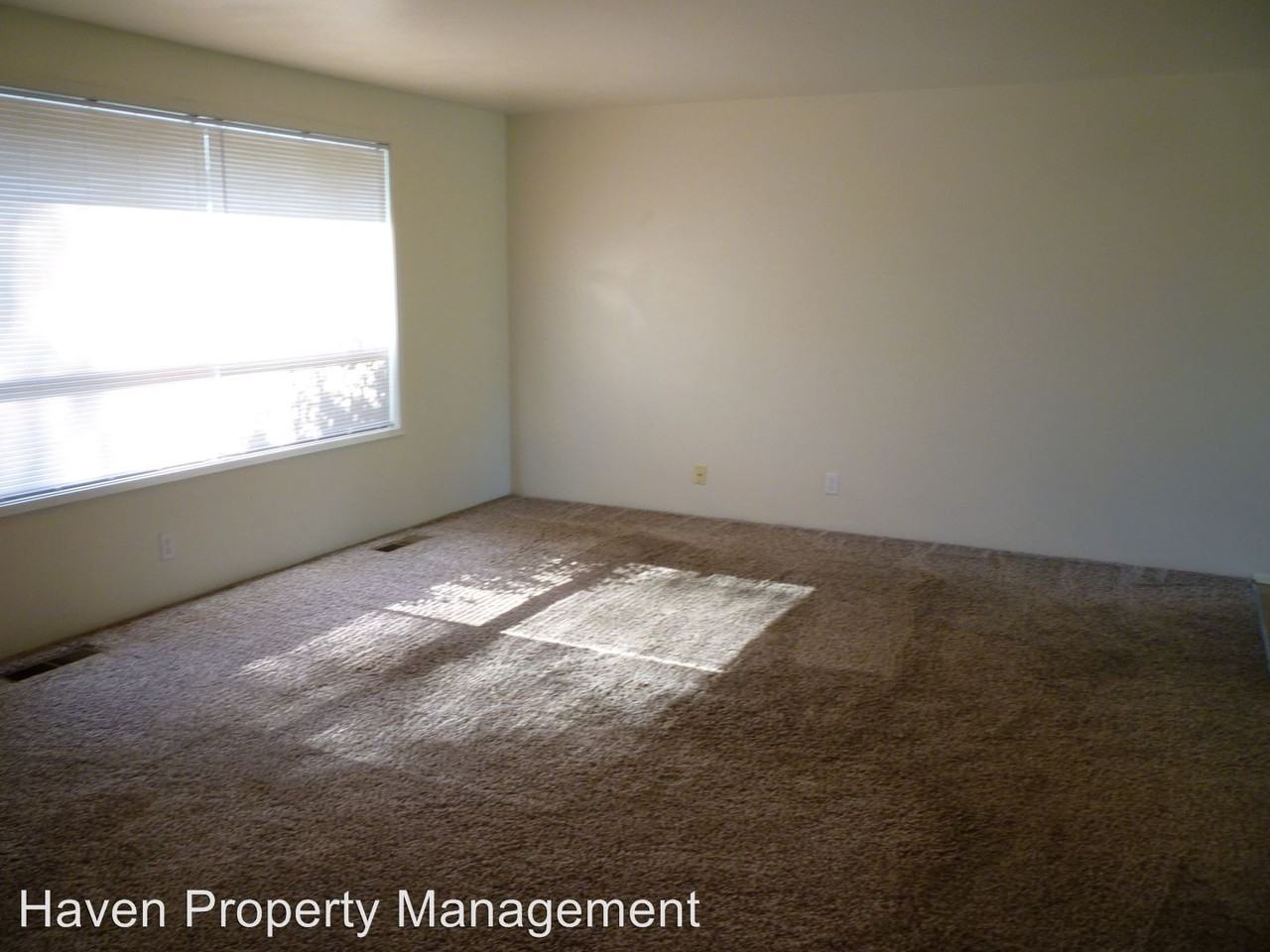 7825 227th Pl SW - Photo 3 of 14