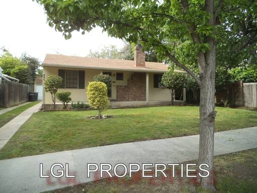 940 4th Ave - Photo 3 of 26