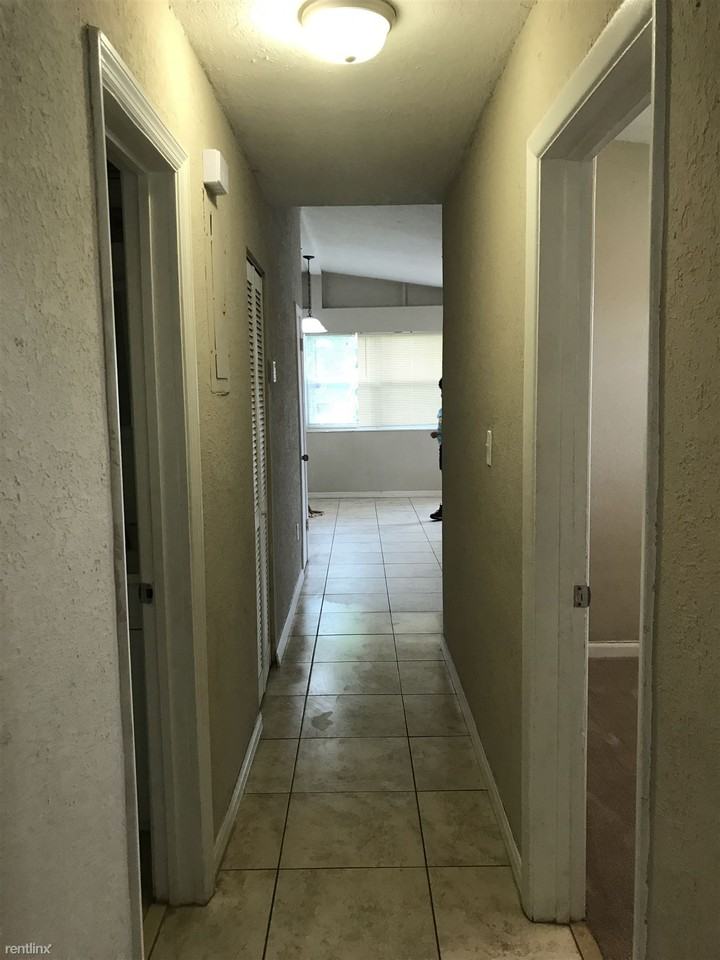 1103 Avon Pl - Photo 3 of 11