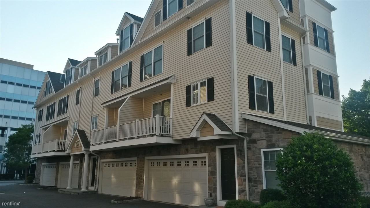 Summer St. Townhouse Apartments 2299 Summer St, Stamford, CT 06905