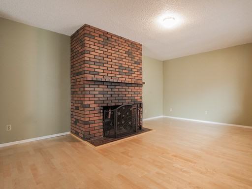 5215 SE Division St - Photo 3 of 15