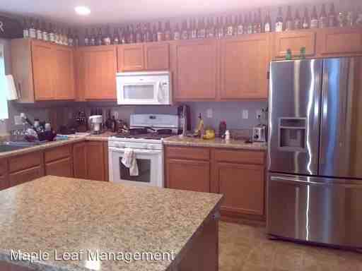 1428 191st Pl SE - Photo 2 of 15