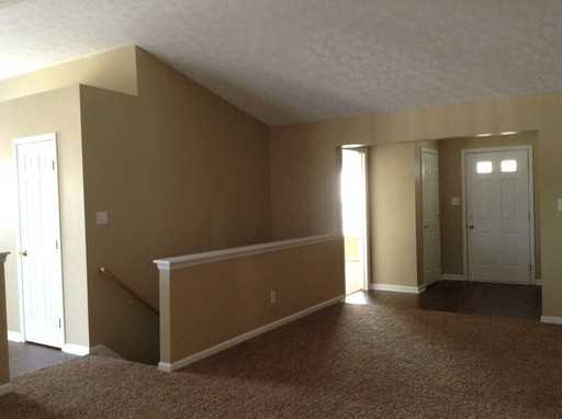 40 Meadowlands Dr - Photo 2 of 12