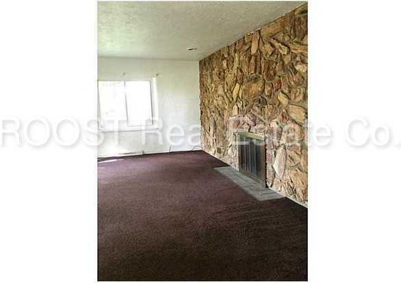 2600 Middle Urbana Rd - Photo 3 of 9