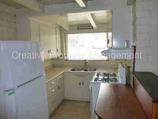 755 Palm Ave - Photo 2 of 8