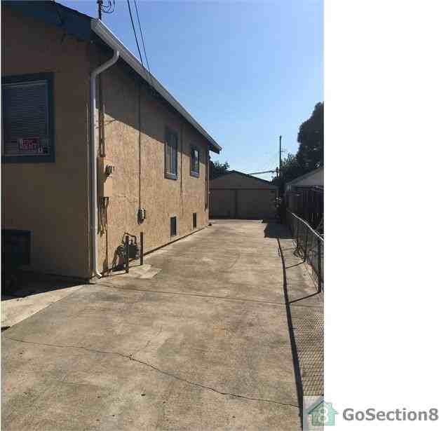 203 N 26th St - Photo 2 of 3