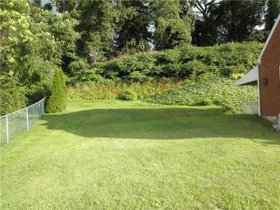 1139 Grant Ave - Photo 3 of 4