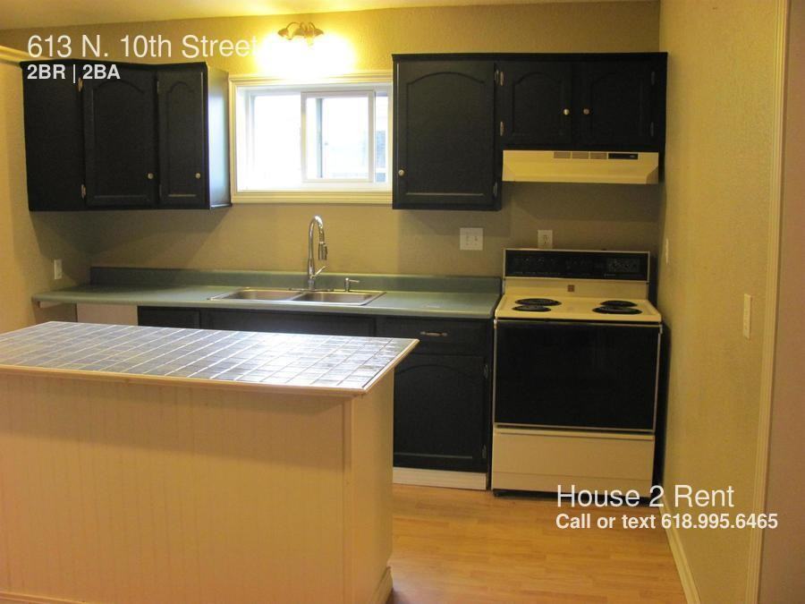 613 N 10th St - Photo 3 of 6