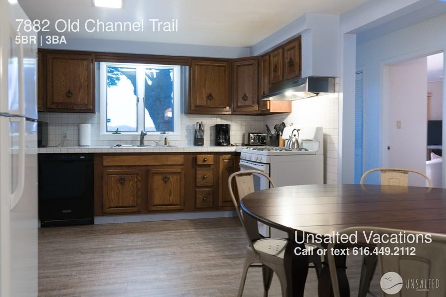 7882 Old Channel Trail - Photo 3 of 15