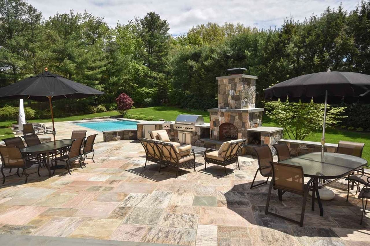 55 Morningside Dr S - Photo 2 of 17