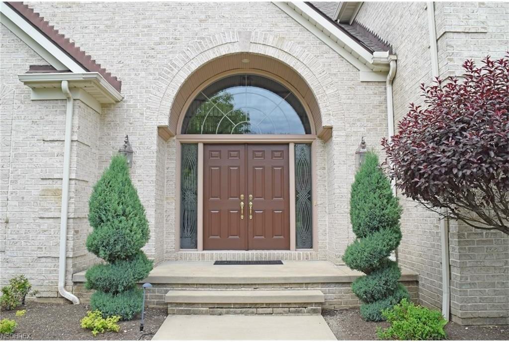 6213 Diana Ct - Photo 2 of 35