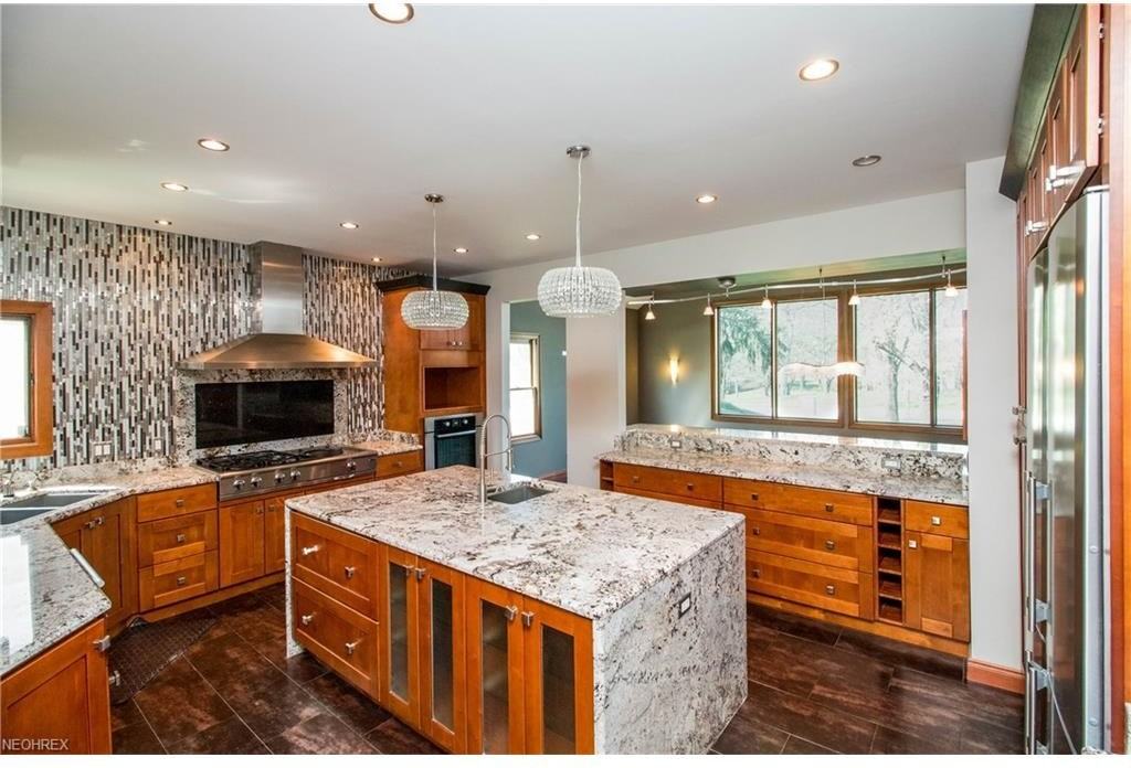 2568 Crane Creek Pkwy - Photo 3 of 21