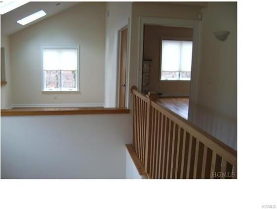 5 Woodland Ct - Photo 3 of 12