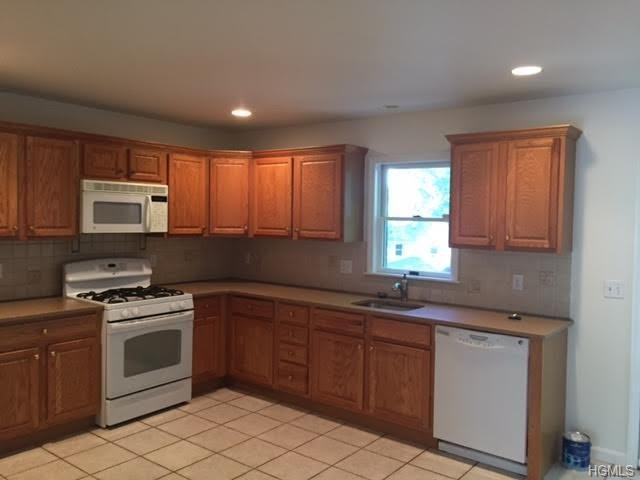 15 Brookridge Ave - Photo 2 of 6